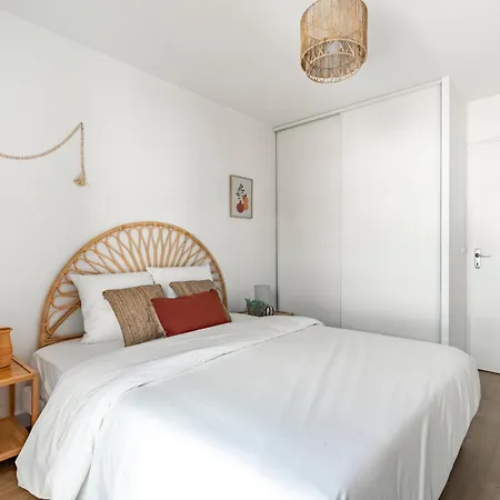Cosy, Climatise, Calme, Parking - Proche Aeroport Apartment *